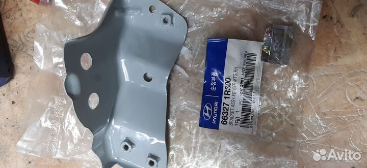 Крепление/Кронштейн правый Хундай Солярис