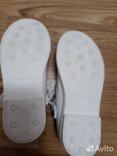 Праздничные туфли для девочки