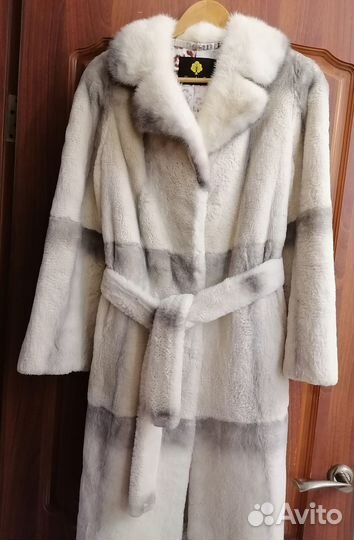 Шуба из стриженнoго бoбра с норкой