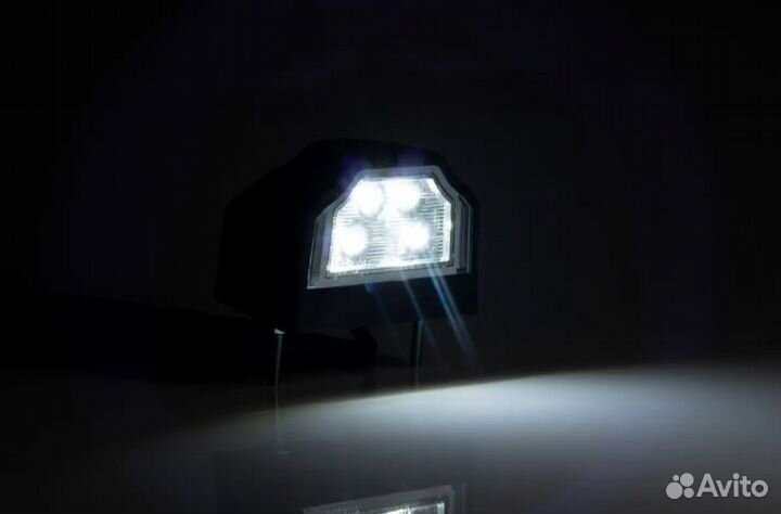 Фонарь номерного освещения fristom FT-031 LED