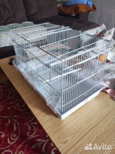 Большая клетка для птиц