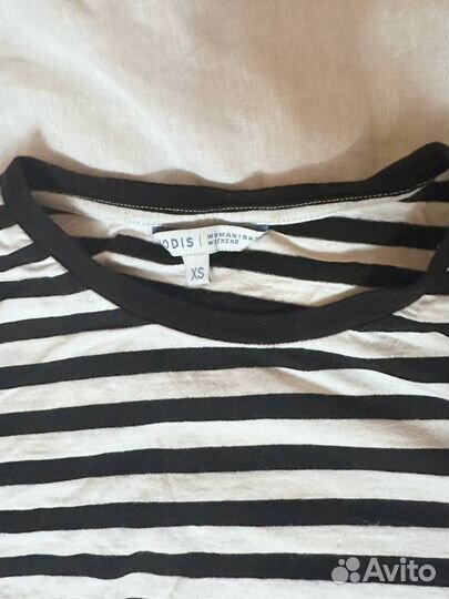 Лонгслив в полоску