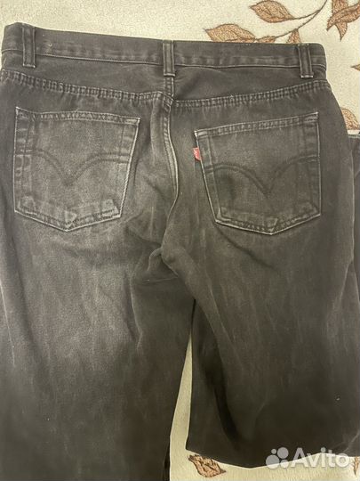 Джинсы трубы levis