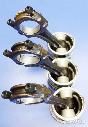 Поршень с шатуном Ниссан Альмера 1996