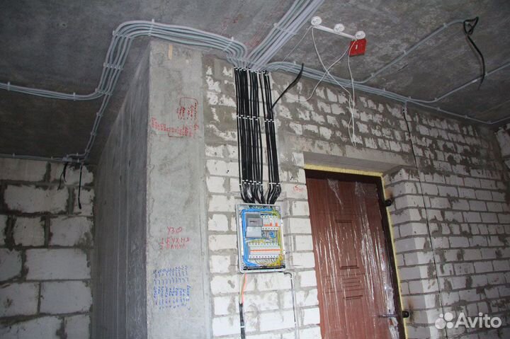 Электрик. Установка розеток. Услуги электрика