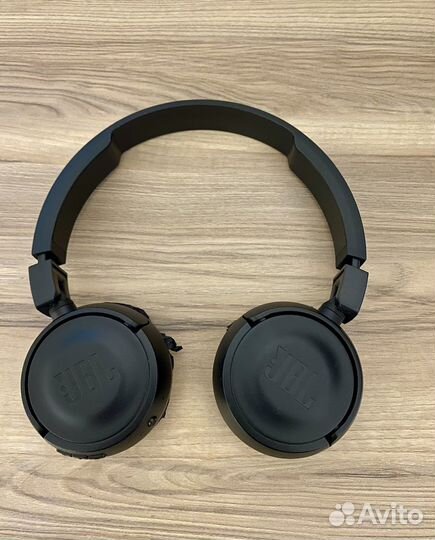Беспроводные наушники JBL T460BT