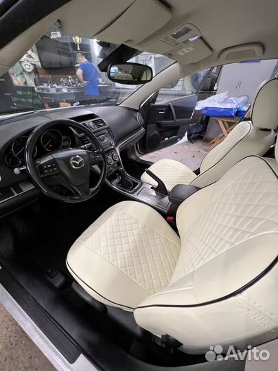 Чехлы из экокожи на Mazda