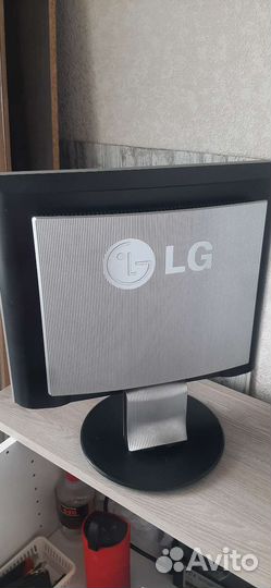 Монитор для компьютера LG