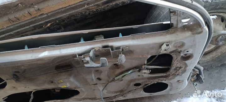 Дверь передняя левая Honda HRV 3 дверая