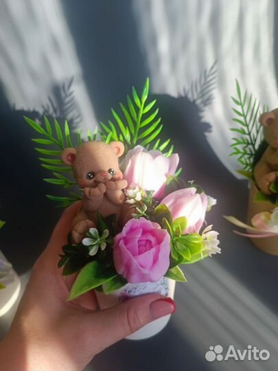 Мини-букетик из мыла с мишкой