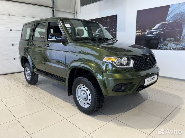 УАЗ Patriot 2.7 МТ, 2024