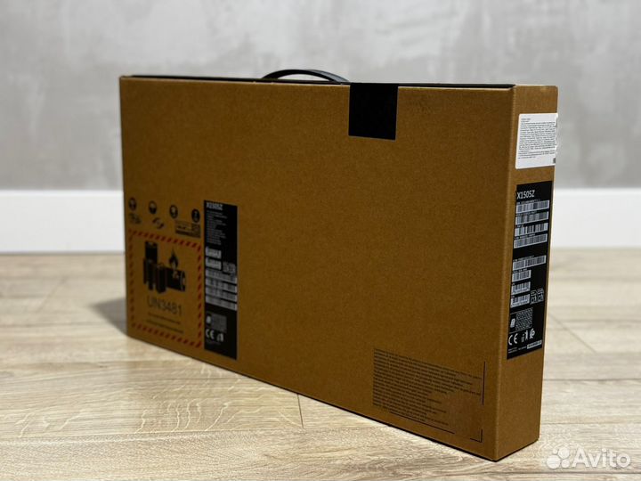 Asus Vivobook X15 2.8K Oled i7-12700H 16GB 1TB RU