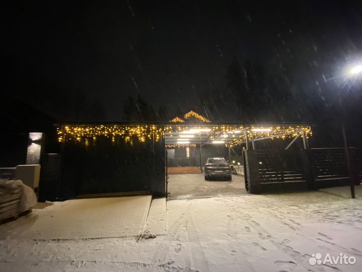 Украшение домов гирляндами