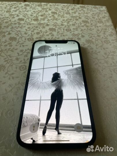 iPhone 12, 64 ГБ