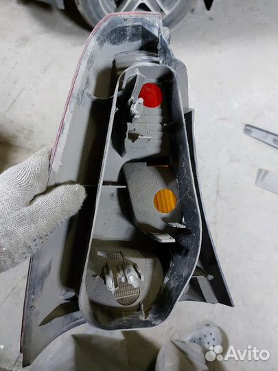 Фара задняя правая logan 1