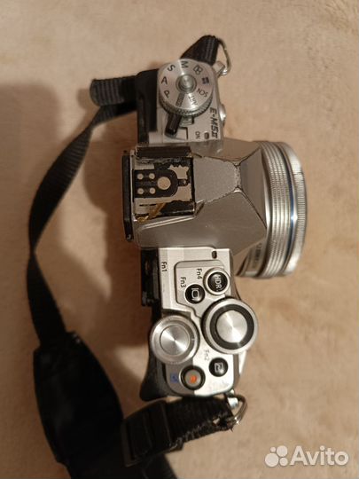 Фотоаппарат Olympus E-M5 II Body