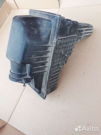 Корпус воздушного фильтра пежо 607