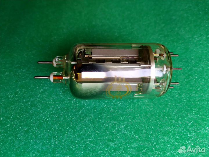 Радиолампа Гу19-1/6Н13С. СССР 1976 г. Новая