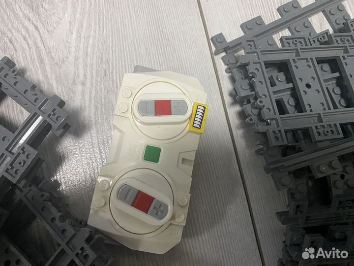 Поезд с пультом управления Lego City 60179