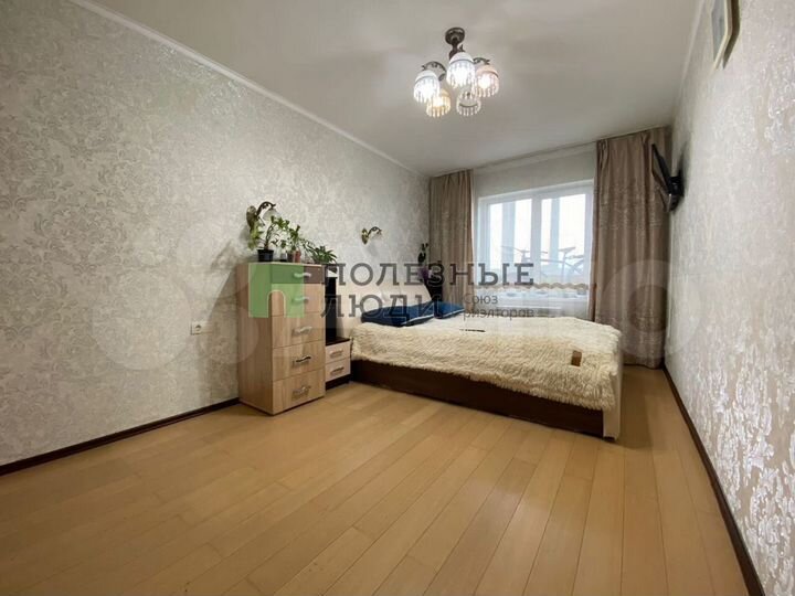 3-к. квартира, 81,8 м², 8/12 эт.