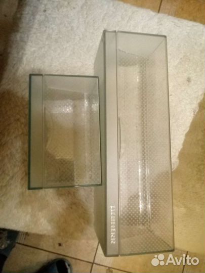 Ящики, полки, балконы, кронштейны liebherr