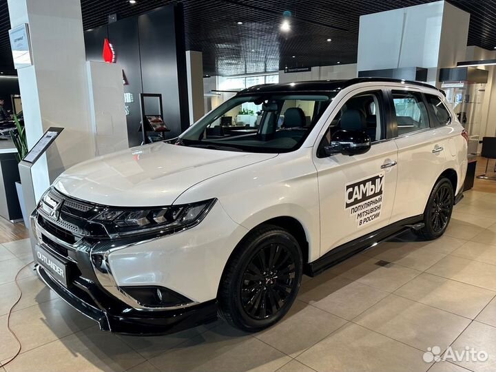 Mitsubishi Outlander 2.0 CVT, 2022