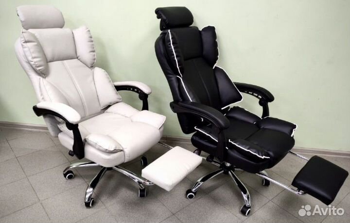 Офисное кресло с подголовником