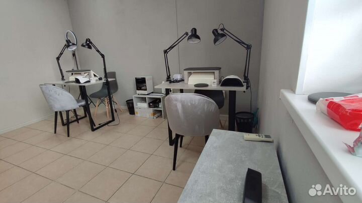 Аренда рабочего места мастера маникюра