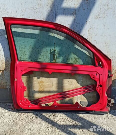 Дверь левая VW golf 4 3х дверный