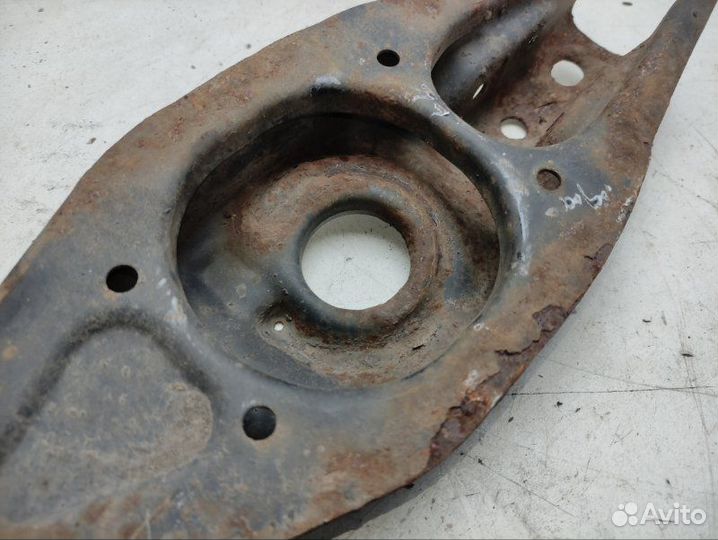 Рычаг подвески задний Mercedes Slk R172 1.8 2011