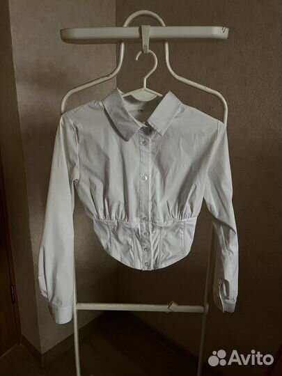 Укороченная блузка