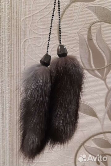 Сувенир, украшение, нашивка из натурального меха