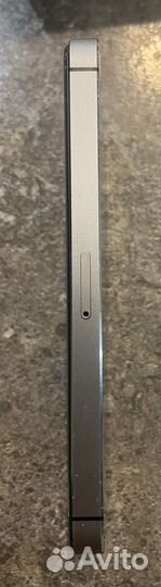 Телефон iPhone 5s 16 Gb