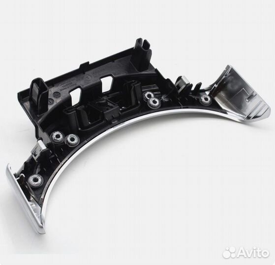 Кнопка открывания бардачка Mercedes W205, X253