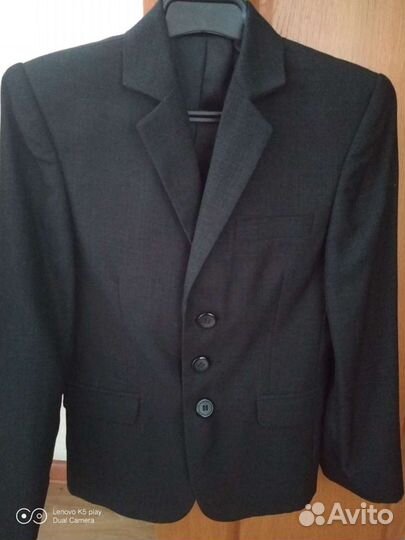 Пиджак школьный 140 новый