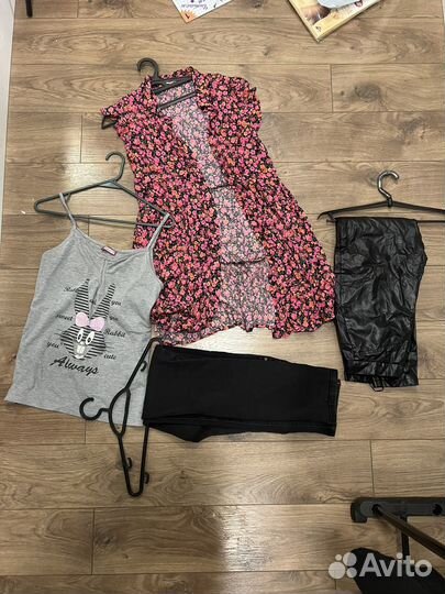 2 пакета одежды для девушки 44-46 размер