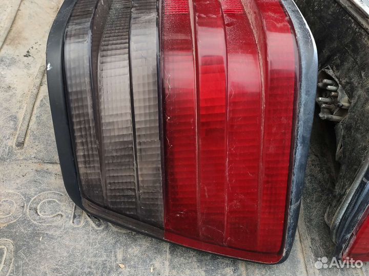 Задние фонари Мерседес w124