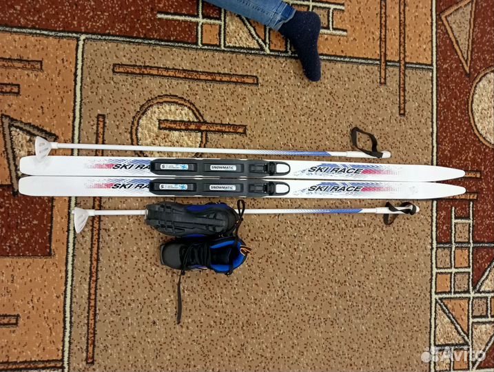 Беговые лыжи