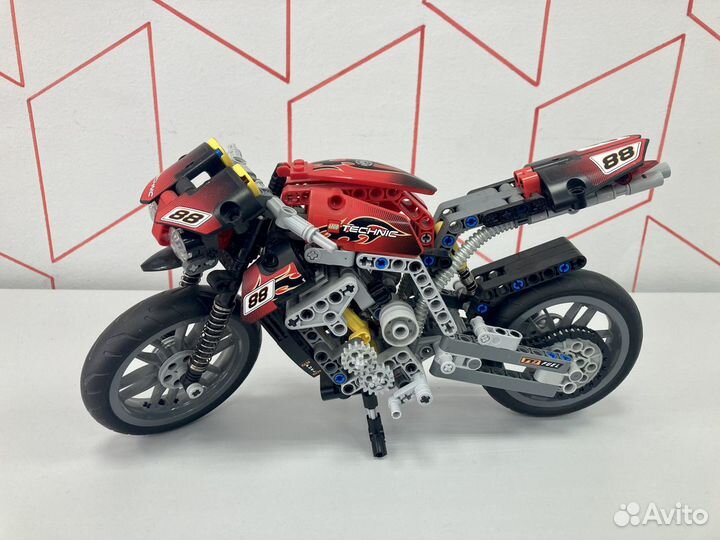 10 мотоциклов Lego Technic