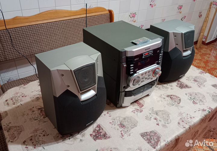 Музыкальный центр с bluetooth