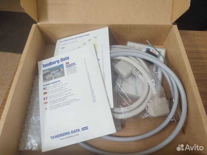 Ленточный накопитель Tandberg SLR5