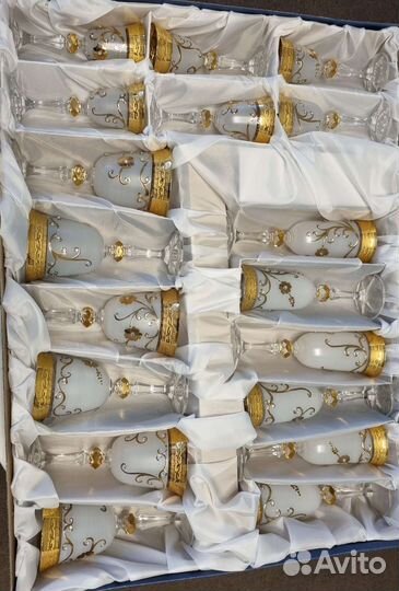 Набор бокалов чехия новый