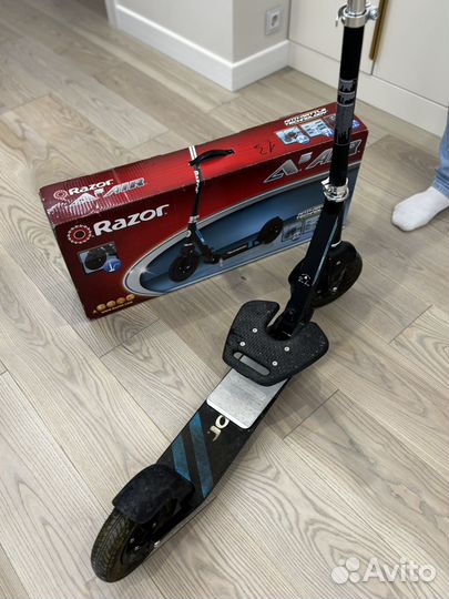Самокат razor
