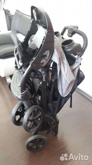 Прогулочная коляска