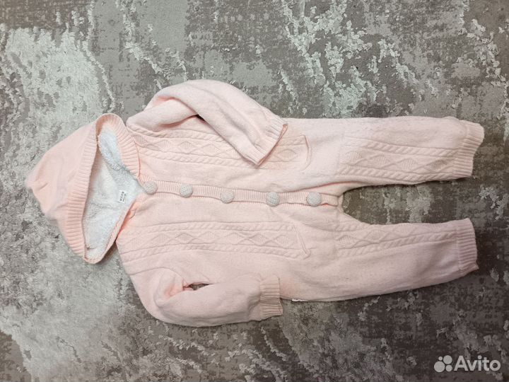 Комбинезон вязаный для девочки