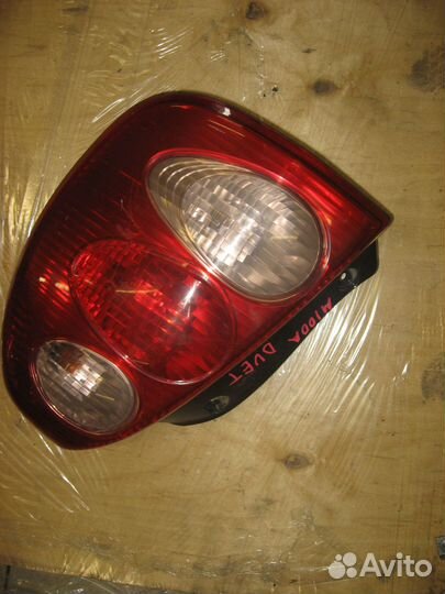 Стоп правый toyota duet M100A