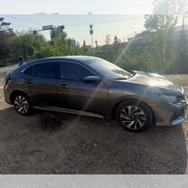 Honda Civic 1.5 CVT, 2017, 155 000 км, с пробегом, цена 1 640 000 руб.