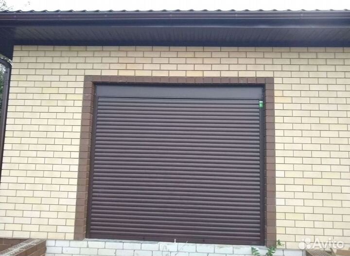 Секционные ворота