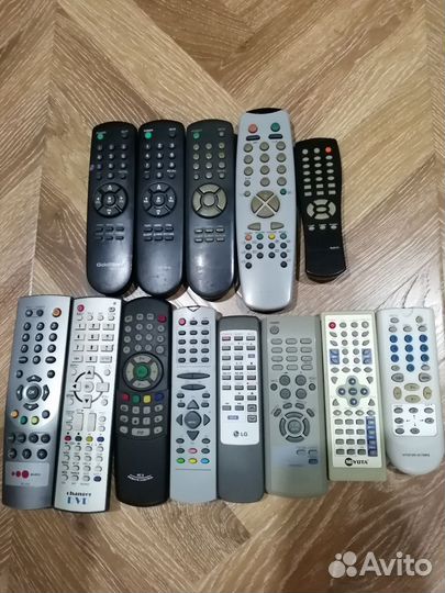 Пульты для телевизора и другие