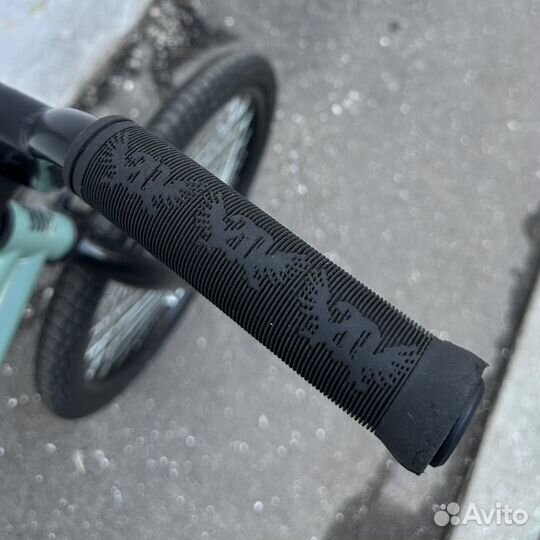 Трюковой велосипед bmx custom 20 Twenty